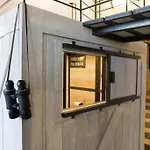 Sur Les Pas De Jules Verne