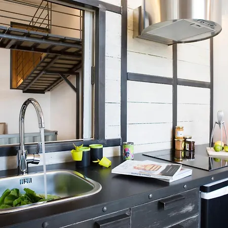 Sur Les Pas De Jules Verne *