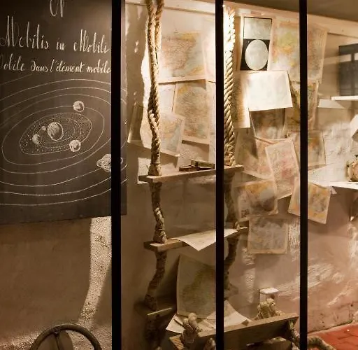 Sur Les Pas De Jules Verne Apartman